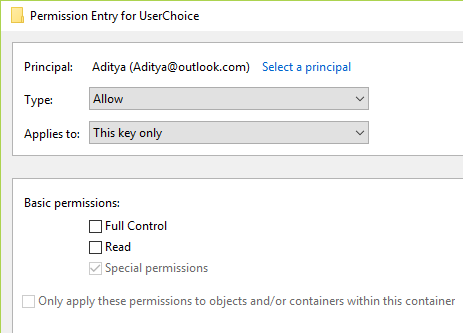 Si la cuenta local no está configurada como se indica arriba, haga doble clic en ella y cambie los valores de acuerdo con la configuración anterior.